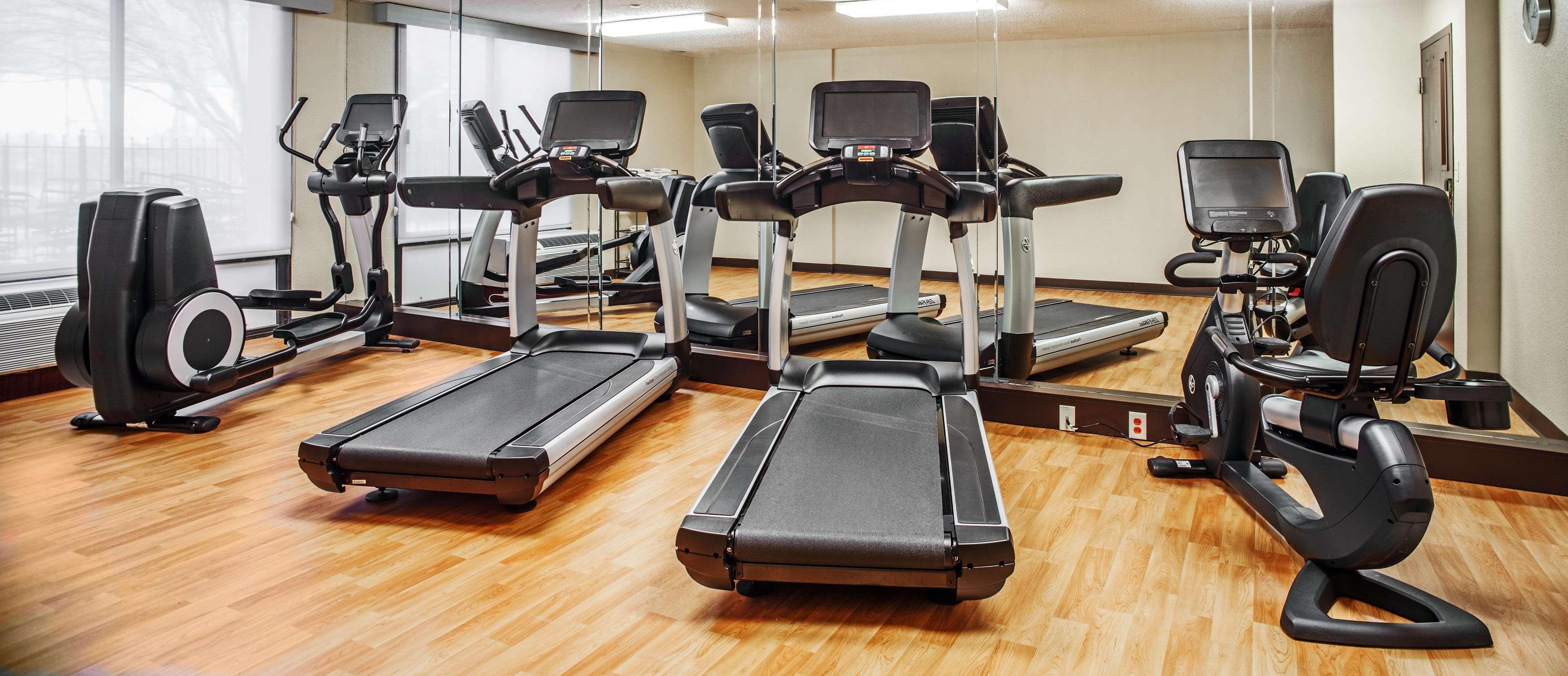 Hyatt Place Cincinnati Блу-Аш Екстер'єр фото