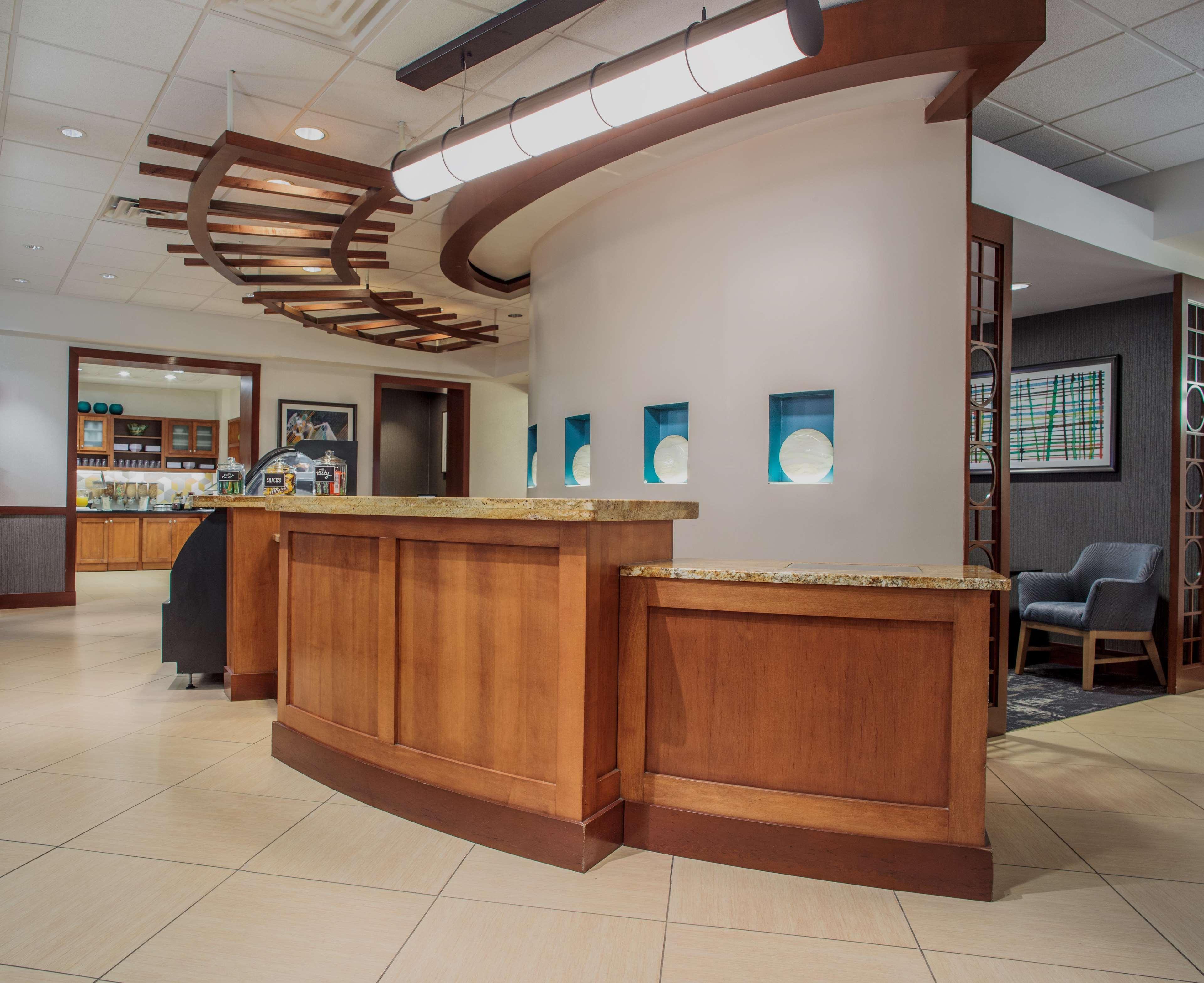 Hyatt Place Cincinnati Блу-Аш Екстер'єр фото